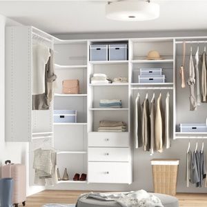 Meet your Posher, Lucy